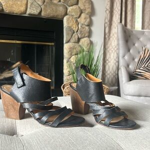 Coclico Cersei Open Toe Strappy Black Leather Block Heeled Sandals Size 38